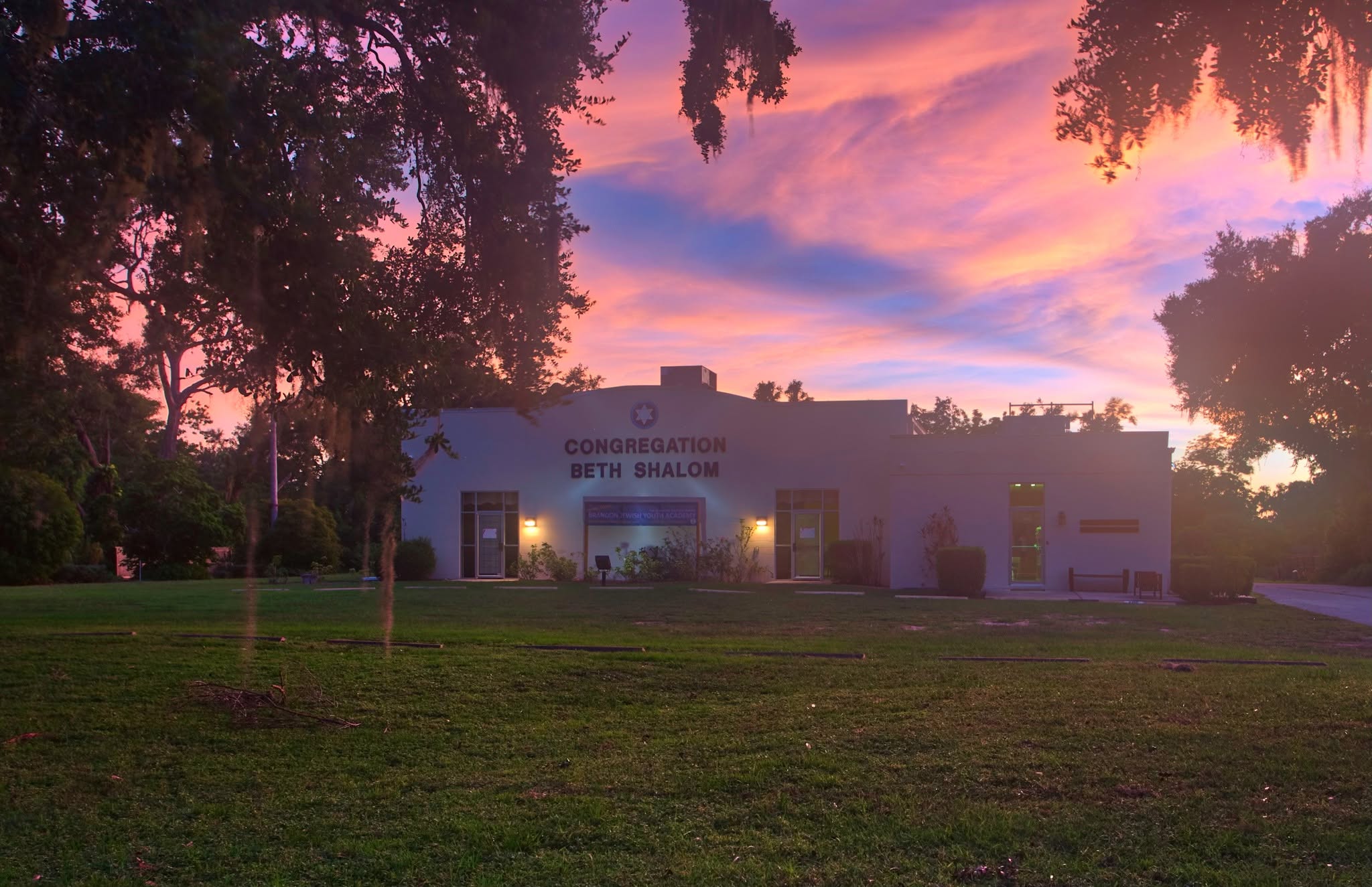 Congregation Beth Shalom of Brandon at sunset